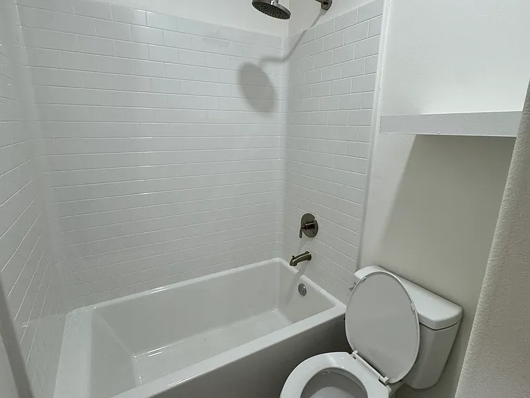 2116 E Valley Cir #A — Photo 9