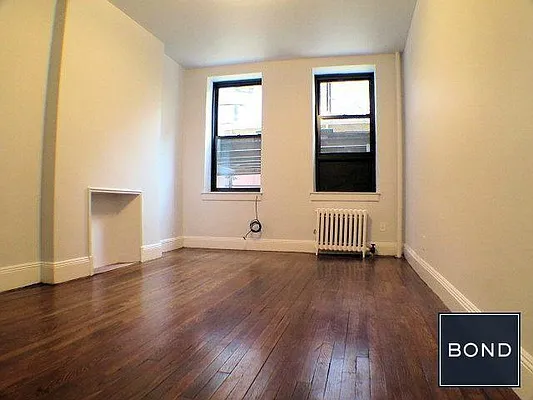 Rented by Bond New York | media 9