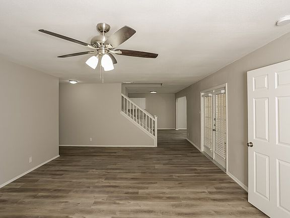 4th image of 7680 Cascade Oak Dr