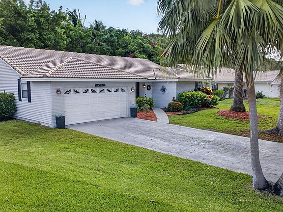 4th image of 10873 NW 10th Place