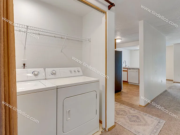 13738 NE Glisan St #3 — Photo 22