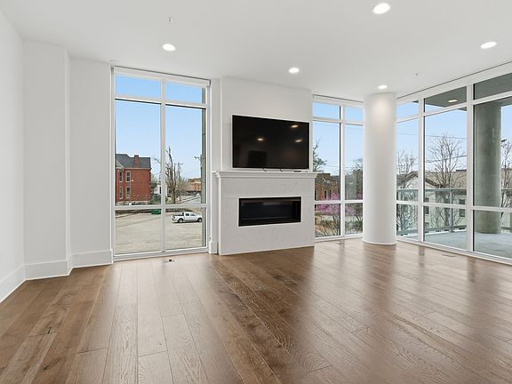 2nd image of 20 Rutledge St APT 310