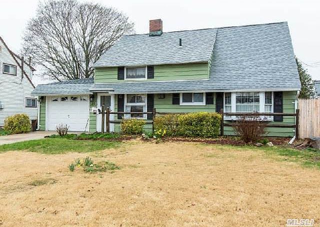 1st image of 23 Starlight Ln