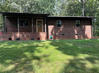 278 Shoals Rd, Westminster, SC 29693