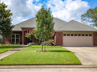 3320 Chasse Ridge Dr, Orange, TX 77632