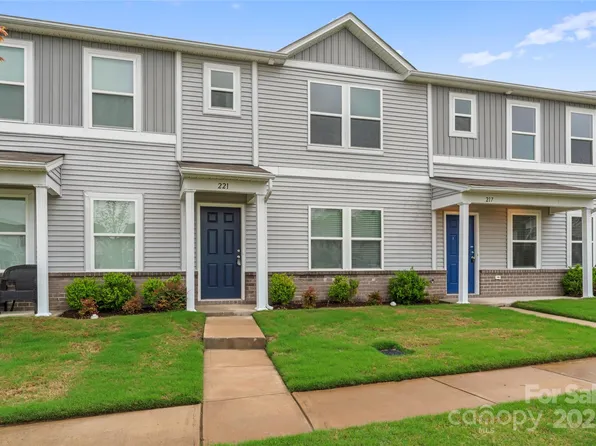 221 Century Dr, Salisbury, NC 28147