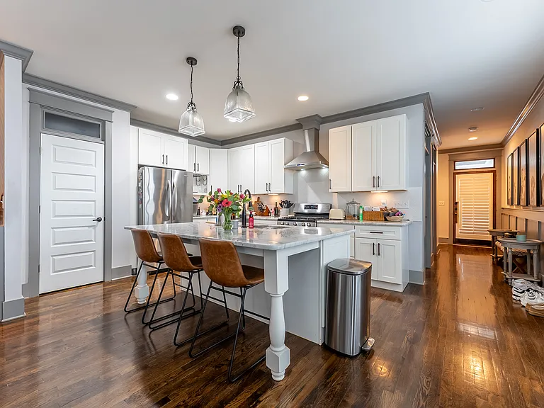 2416B Chapel Ave — Photo 16