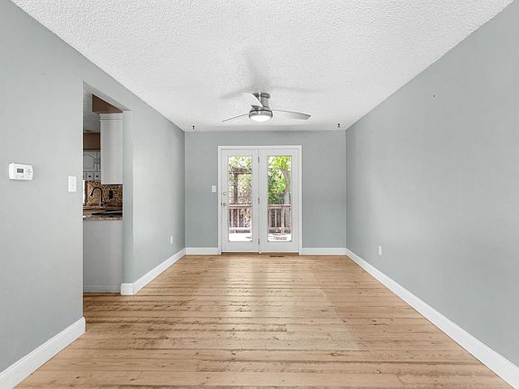 4th image of 6893 Gray Cir