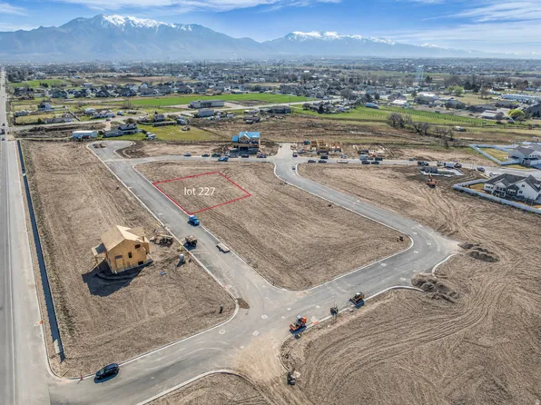 3655 W Collingwood Dr, Ogden, UT 84401