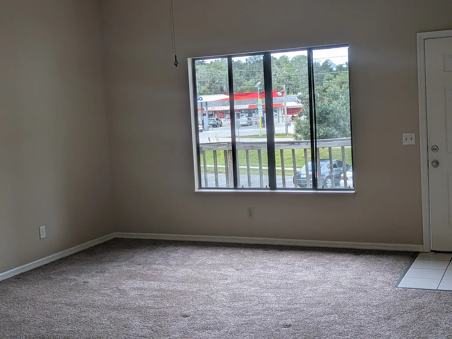 1022 Howell Ave — Photo 4