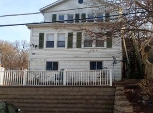 127 Arthur Ave #2B, Fox Lake, IL 60020