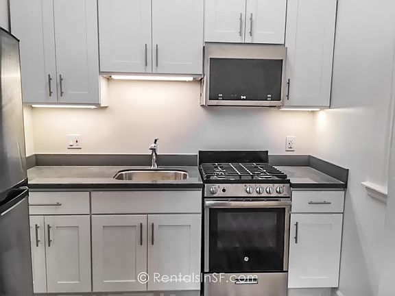 2nd image of 999 Bush St APT 102
