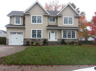 60 Bulger Ave, New Milford, NJ 07646