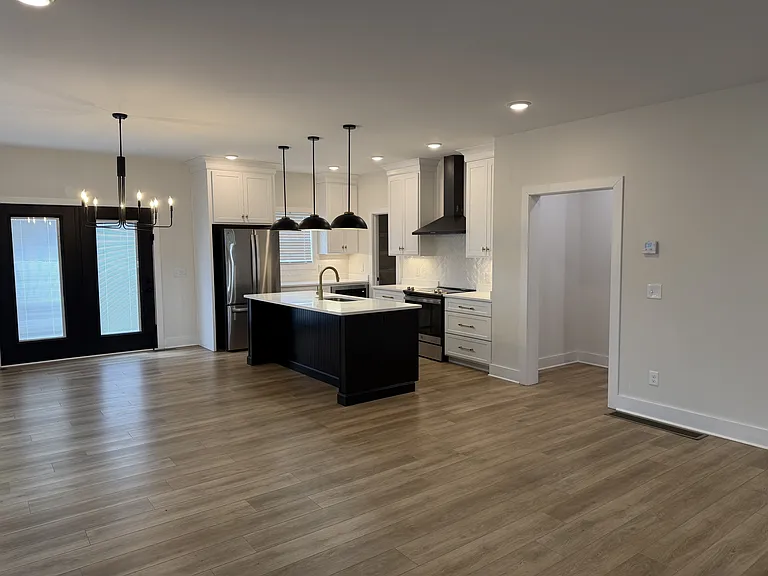 276 Tahoe Way — Photo 3
