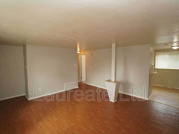3rd image of 673 Miller Ct