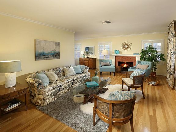 2nd image of 4828 Burgoyne Ln