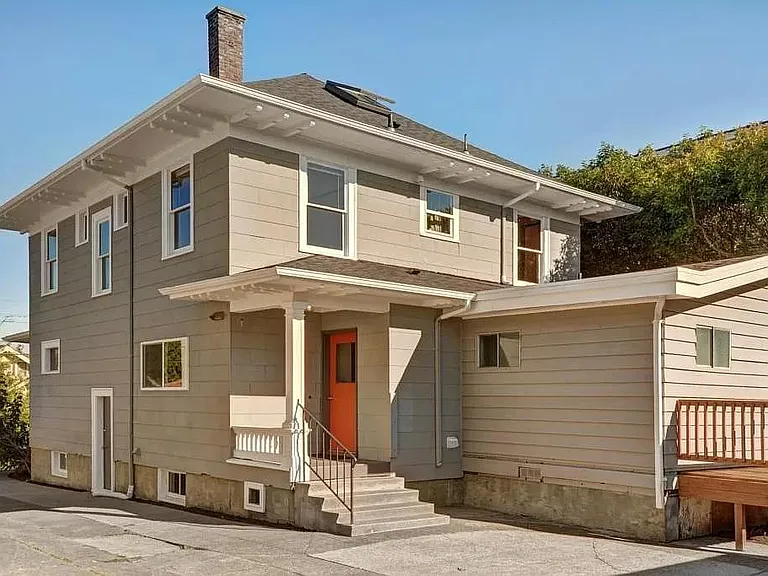4325 Dayton Ave N — Photo 12