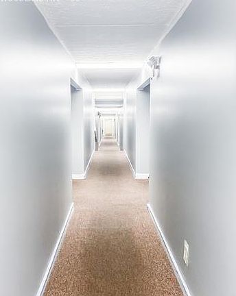4th image of 562 Woodland Ave APT 30