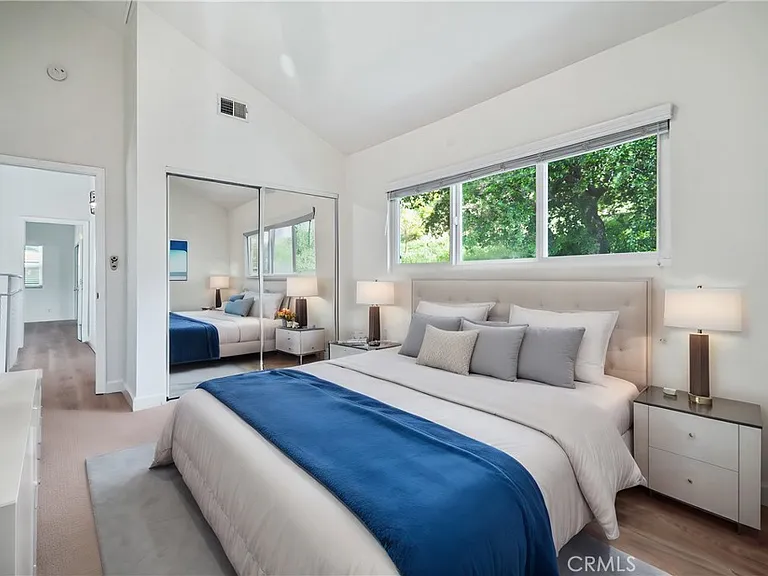 4957 Vejar Dr — Photo 5