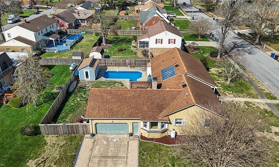 1st image of 5233 Stratford Chase Dr