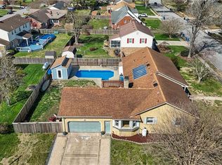 5233 Stratford Chase Dr, Virginia Beach, VA 23464