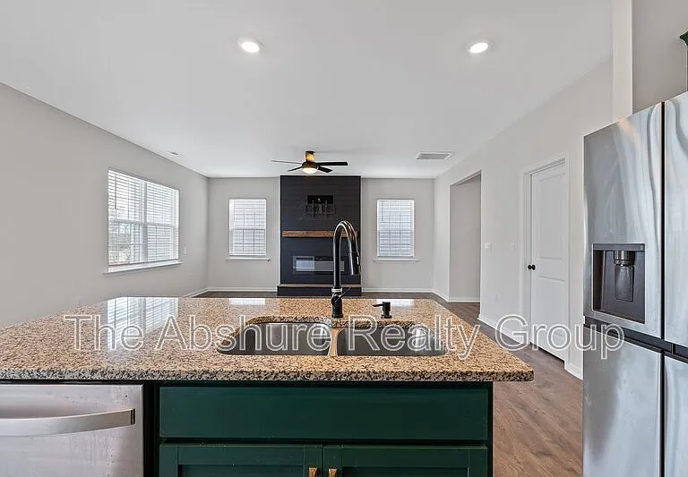49 River Bank Rd — Photo 18