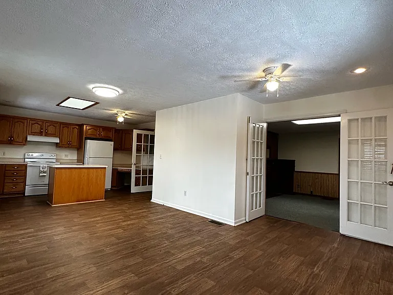 223 Vinegar Hill Rd — Photo 12