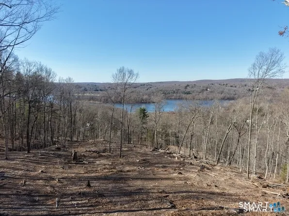 94-N Injun Hollow Road, Haddam, CT 06424