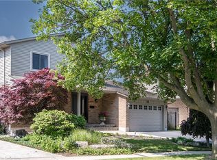 14 Bing Cres, Stoney Creek, ON L8E3Z4