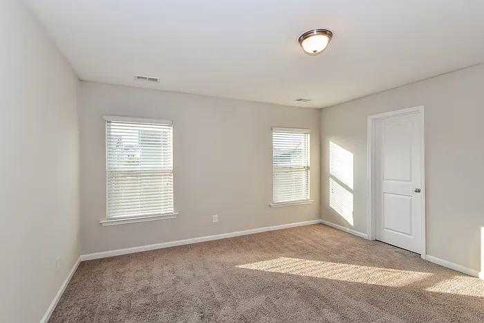 308 Beacons Field Rd — Photo 7