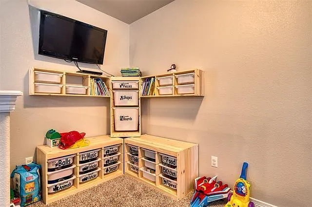 11944 Eagle Crest Ct — Photo 1