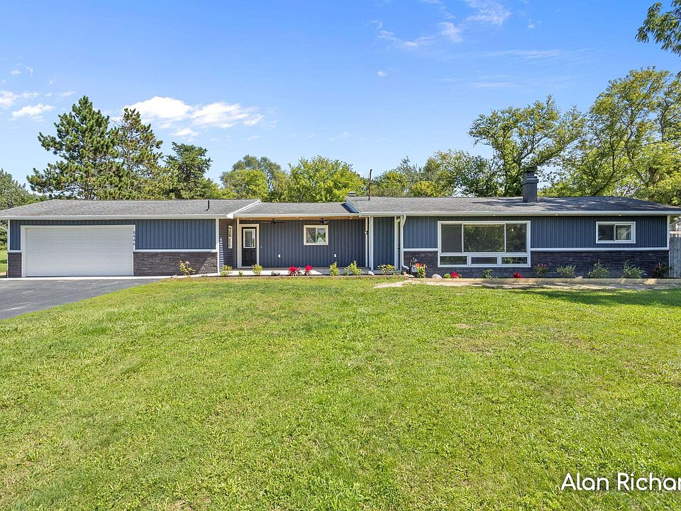1st image of 8446 Vinton Ave NW