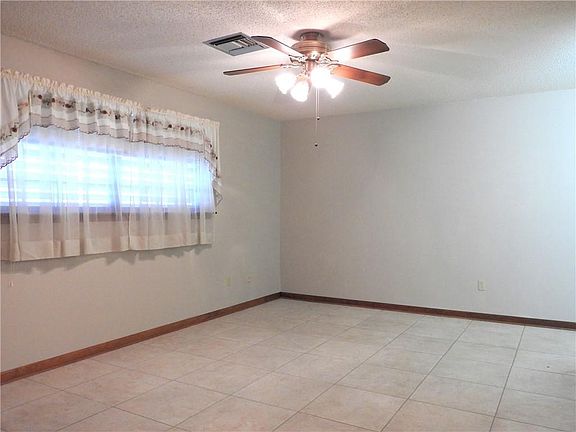 5th image of 2603 N Industry St