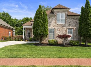 1130 Isaac Franklin Dr, Gallatin, TN 37066