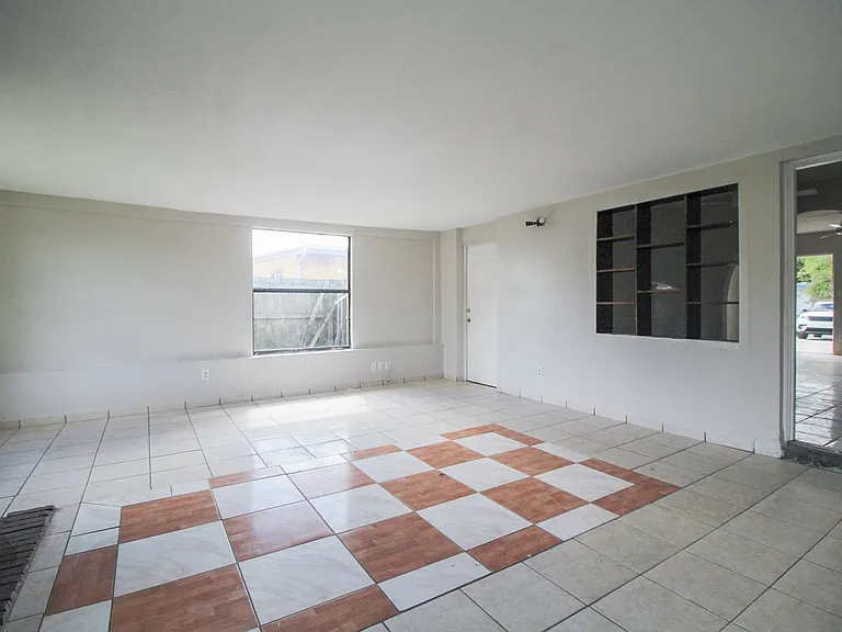 15 N Oxalis Dr — Photo 11