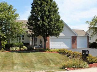 10395 Lismore Rd, Roscoe, IL 61073