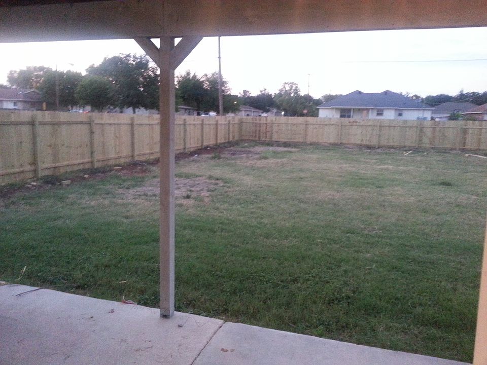 2nd image of 700 Roosevelt Dr