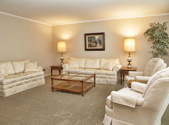 4th image of 1249 Deer Trail Ln