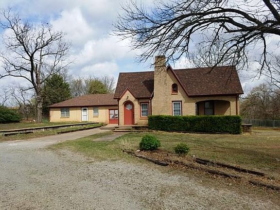 4th image of 341660 E Highway 62