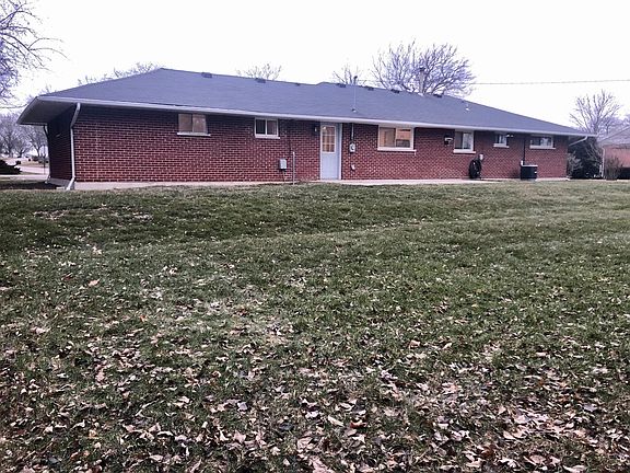 3rd image of 196 Joy Elizabeth Dr