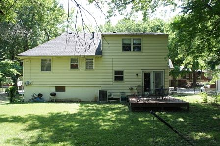 3rd image of 9008 Stark Ave