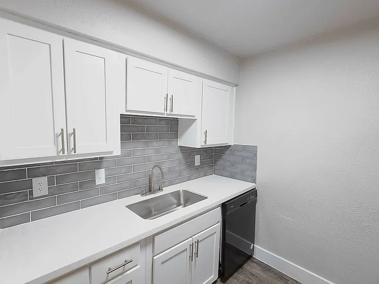 Arcata Townhomes — Photo 34