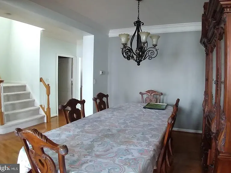 43859 Sandburg Sq — Photo 5