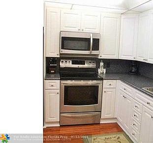 4th image of 4402 Martinique Ct APT G2