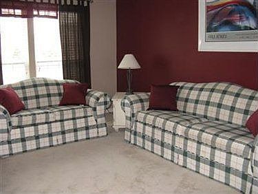 2nd image of 3566 Lennox Cir