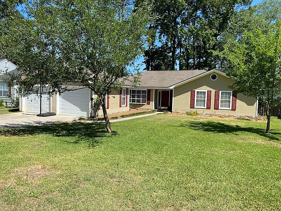 2nd image of 14 Brentwood Pl