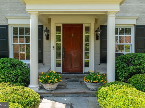 10019 Kendale Rd, Rockville, MD 20854