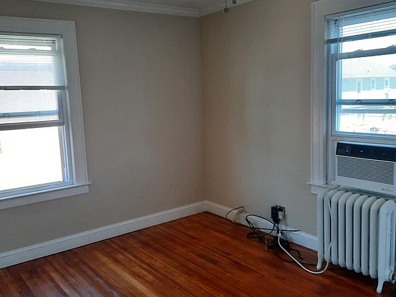 2nd image of 315 W Market St Floor 2