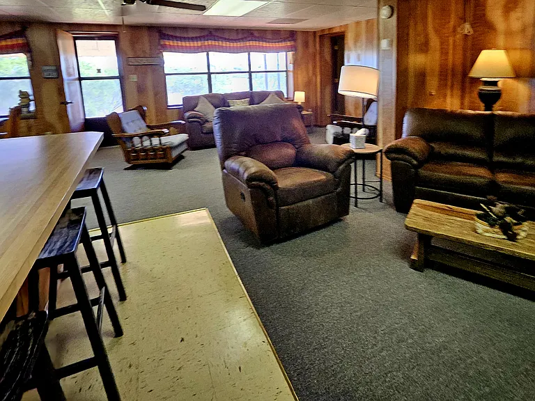 LCR 248 — Photo 17