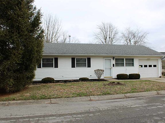 2nd image of 1519 Cobine Pl
